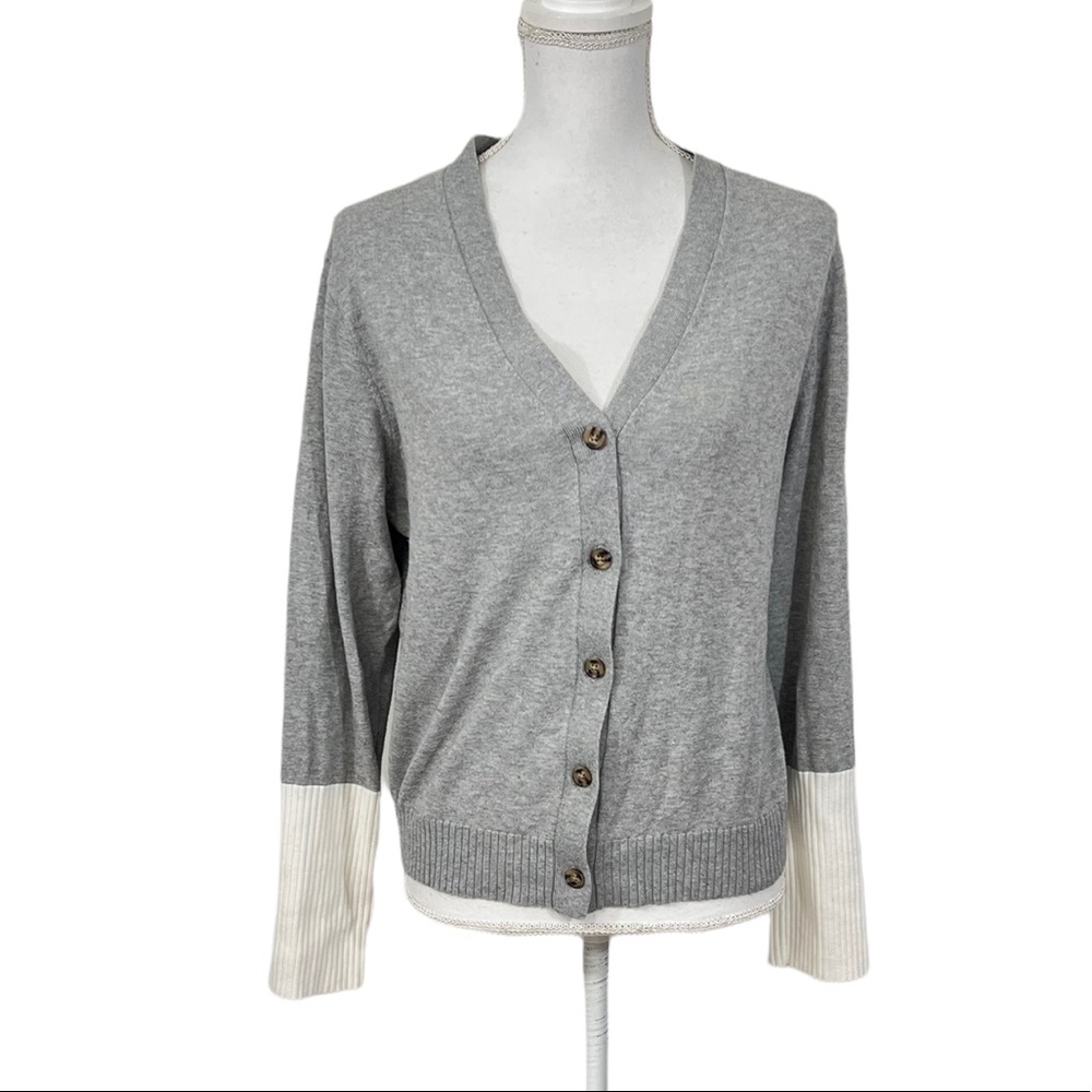 Summersalt cashmere Blend Gray V-Neck Button Front Sweater Cardigan